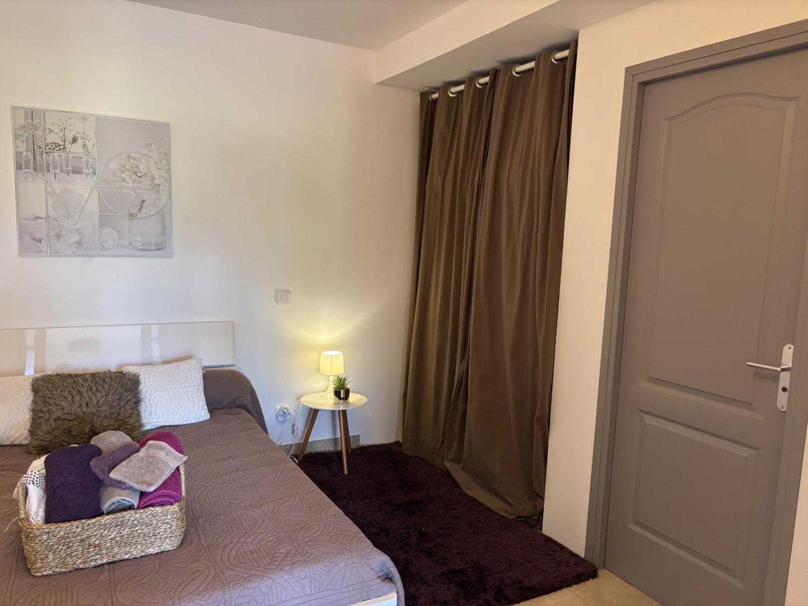 Appartement Romana Puissalicon 34 Eksteriør billede